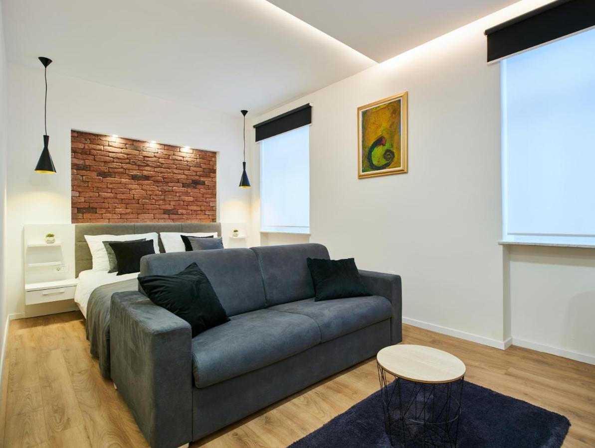 Bed Of Roses Apt 1, Luxury, Designer Decorated Ζάγκρεμπ Εξωτερικό φωτογραφία